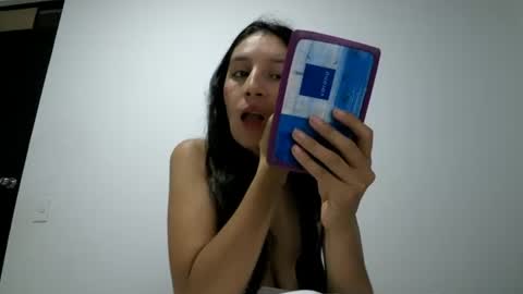 laura  online show from July 27, 8:20 am