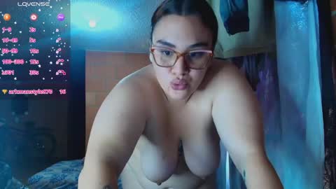 laura online show from August 14, 2:10 pm