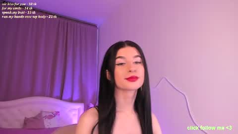 Laura online show from August 1, 1:00 am