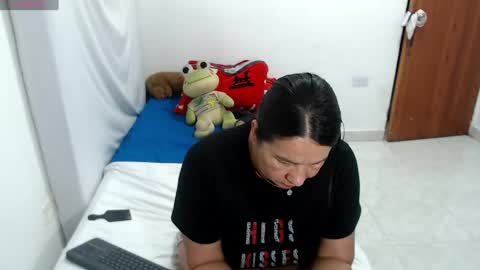 laura_foxx2379 online show from August 11, 2:13 am