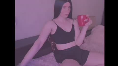 laura_night_byte online show from June 18, 6:57 am