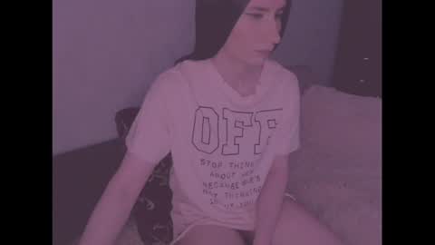 laura_night_byte online show from July 21, 5:55 am