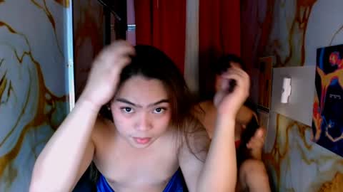 laura_parker69 online show from May 19, 8:37 am