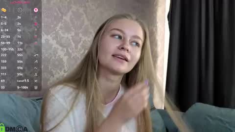 Laura online show from July 29, 11:39 am