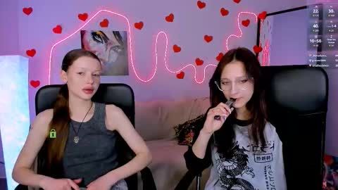laura_queen_ online show from February 20, 8:28 pm