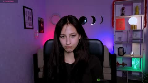 laura_queen_ online show from May 29, 3:25 pm