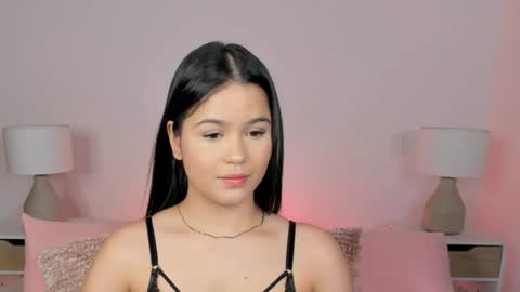 laura sanz online show from August 11, 9:39 pm