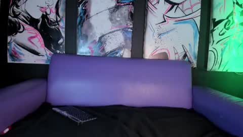 laura_serena online show from August 6, 1:21 pm