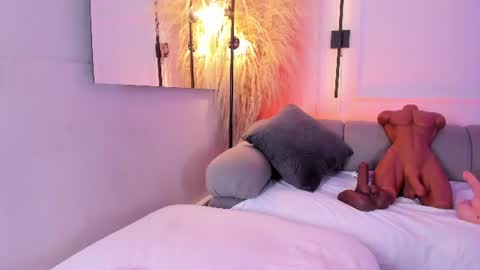 LauraCarther  online show from September 1, 3:35 pm