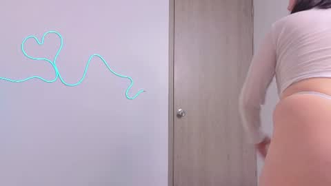 Laura online show from July 29, 12:06 am