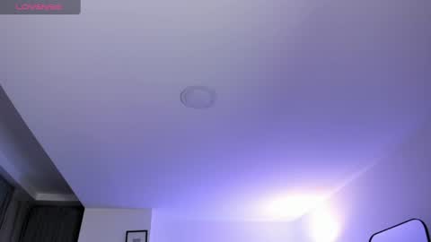 laureen_se online show from August 5, 6:33 am
