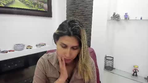 Lauren Independent model online show from August 5, 2:59 pm