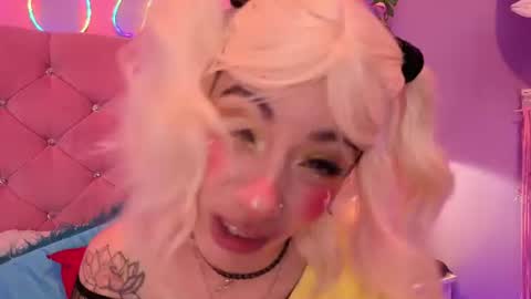 lauren_evans96 online show from August 1, 6:52 am