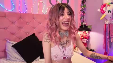 lauren_evans96 online show from August 15, 8:07 am