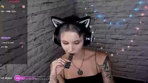 Eva online show from August 2, 6:04 pm