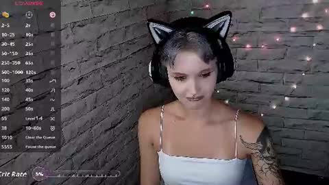 Eva online show from August 6, 5:56 pm