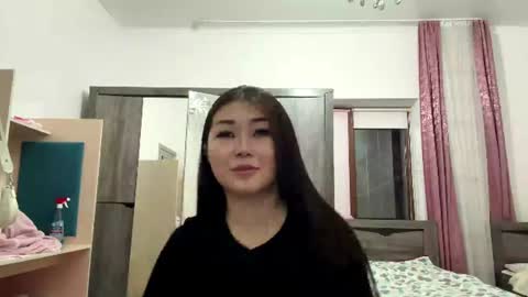laurenawalt online show from August 8, 4:07 pm