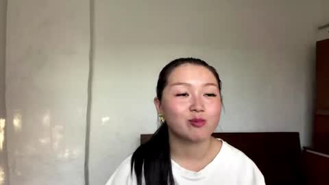 laurenawalt online show from August 14, 12:42 pm