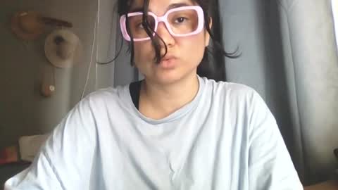Lauren G online show from August 14, 6:44 pm