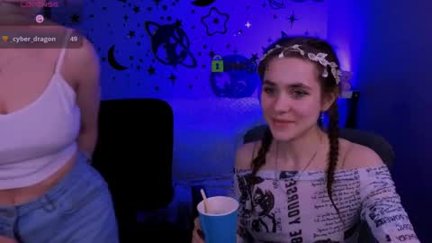 Laure online show from June 5, 2:44 pm