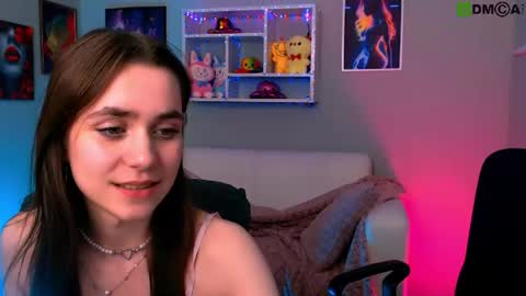 Laure online show from June 12, 4:03 pm