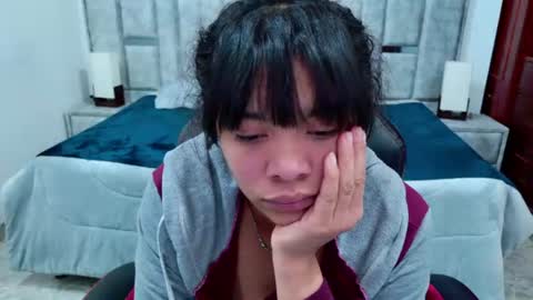 laurent online show from August 13, 5:21 am