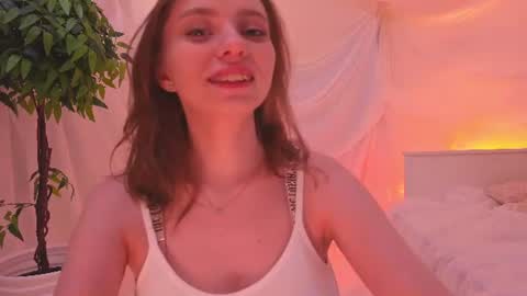 Hello everyone my name is flora Im 18 years old Im sociable and cheerful online show from August 10, 6:53 pm