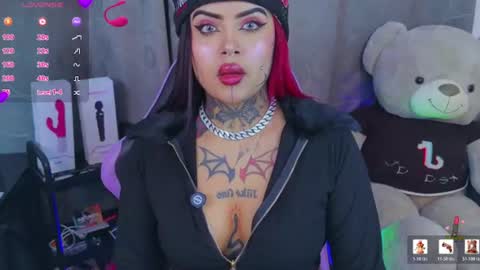 lauri online show from August 12, 1:41 am