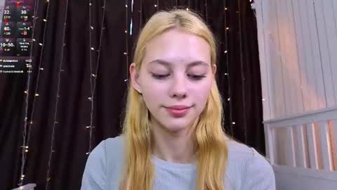 Kate online show from August 14, 1:37 pm