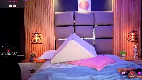 Lau Roberts online show from August 10, 6:59 am