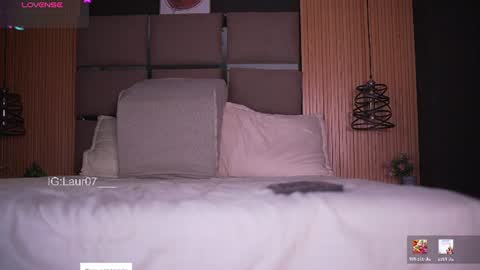 Lau Roberts online show from August 16, 2:37 am