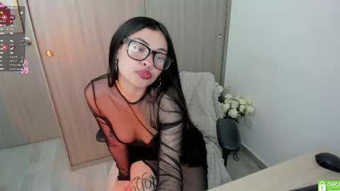 Lauryn online show from August 2, 8:38 pm