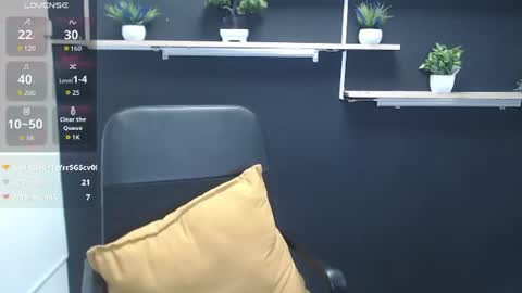 Laury  online show from July 31, 11:32 pm