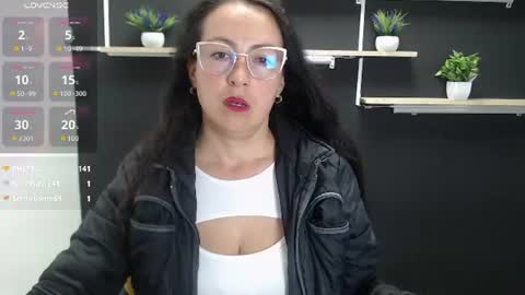 Laury  online show from August 1, 11:22 pm
