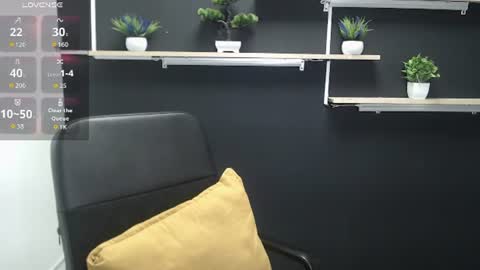 Laury  online show from August 14, 9:07 pm