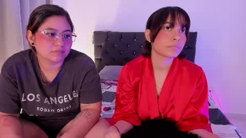 Lau  Sofi  online show from July 22, 1:19 am
