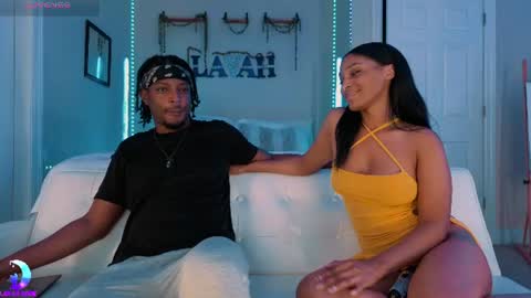 Lavah Moon and Spot online show from July 27, 2:06 am