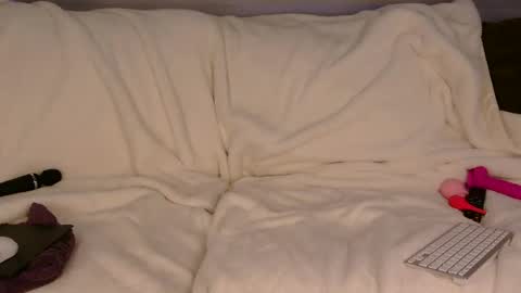 Celeste West online show from July 29, 12:28 am