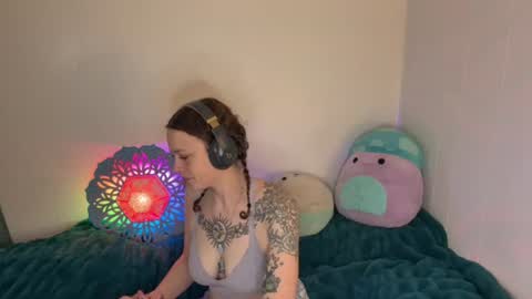 lavenderpaints online show from August 12, 9:06 pm