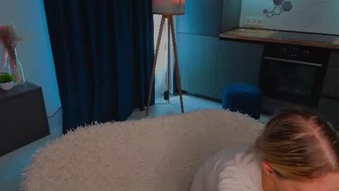 lavernanowack online show from August 10, 8:49 am