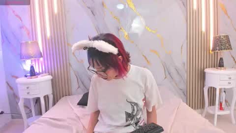Laxi online show from February 25, 8:40 pm