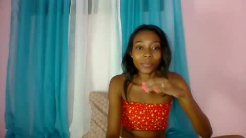 layannek online show from August 13, 8:39 am
