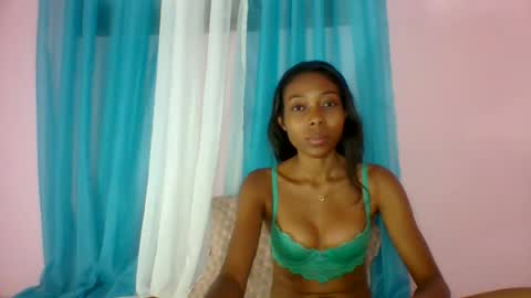 layannek online show from August 14, 7:23 am