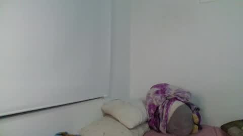 Layla online show from August 7, 12:43 am