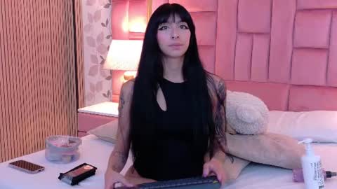 Lau online show from August 13, 7:06 pm
