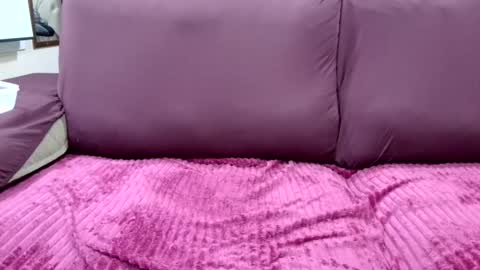 kelly online show from August 12, 5:21 am