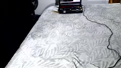 Layla online show from May 3, 12:59 am