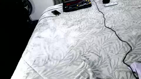 Layla online show from May 5, 12:34 am