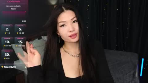 lea_apple online show from August 12, 1:30 am