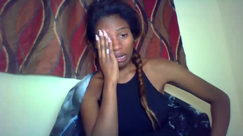 lea_diadem online show from August 10, 10:05 am